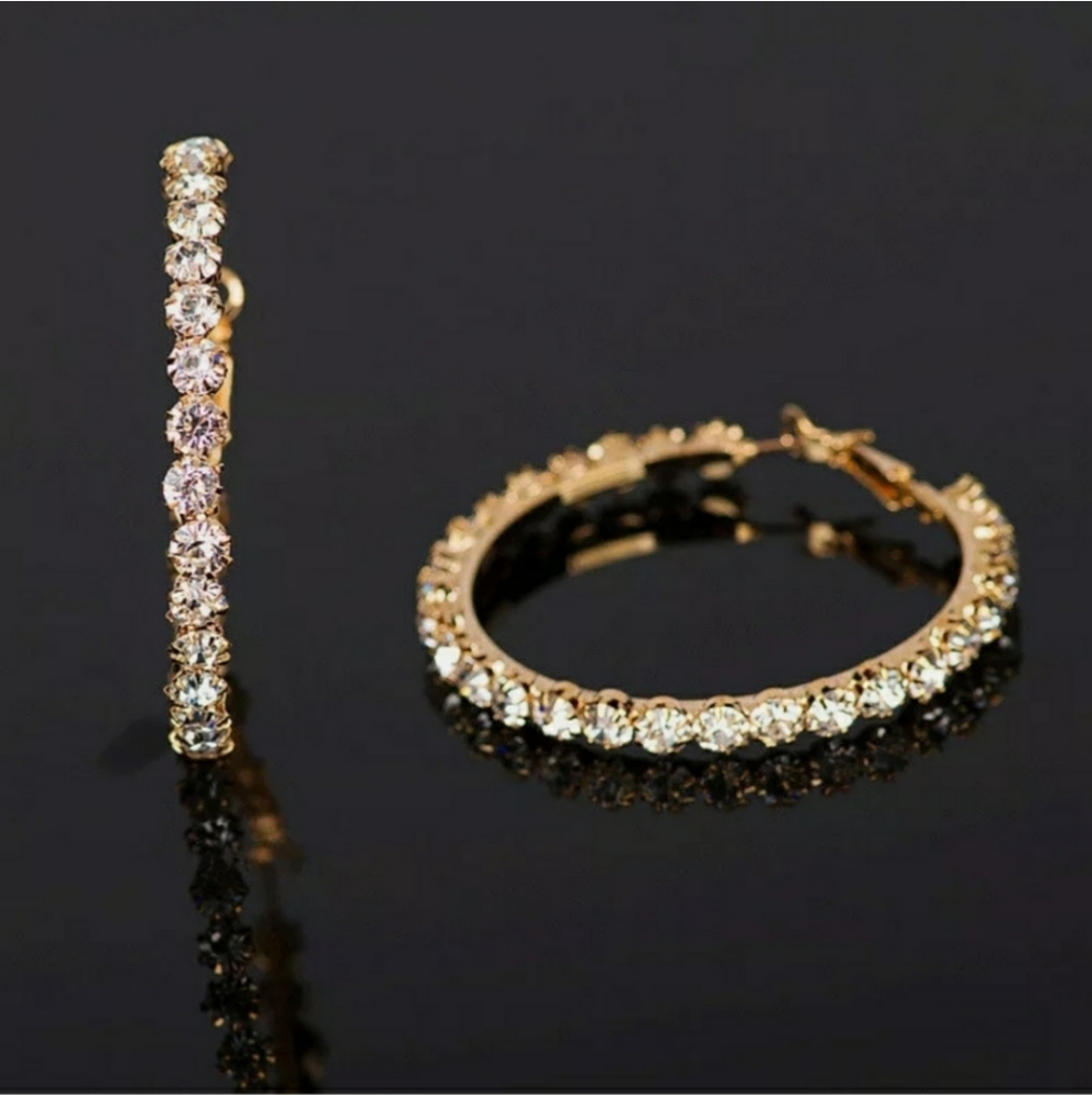 New Fashion Gold Hoop Earrings - Picture 2 of 6